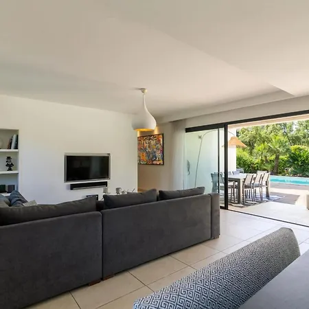 Сasa de vacaciones Family House 4 Bedrooms - Close To The Sea *