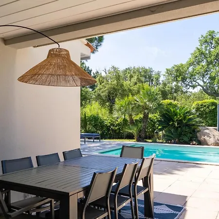 Family House 4 Bedrooms - Close To The Sea Сasa de vacaciones
